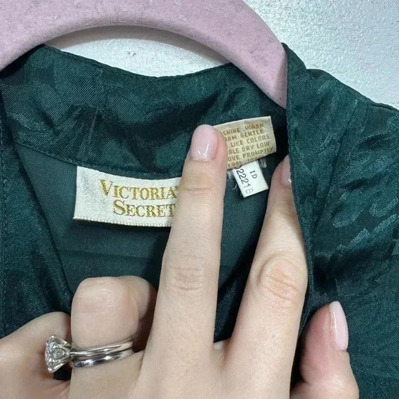 Victorias Secret Gold Label • Vintage Army Green Blouse • Size‎ small - Picture 5 of 6